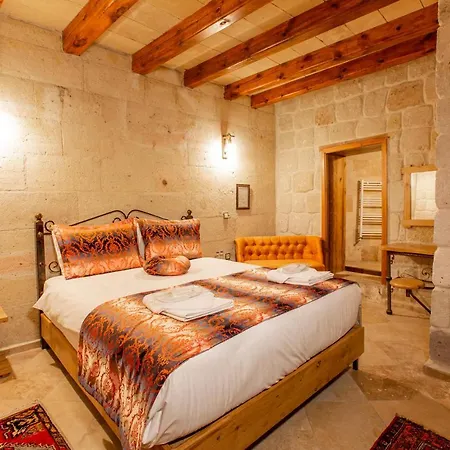 Mansion Bed & Breakfast 4*